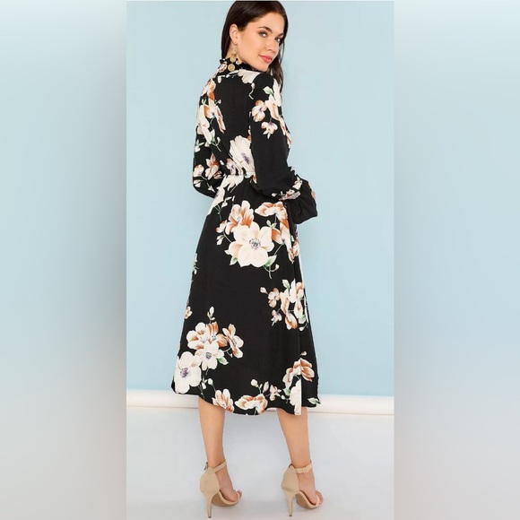 Boho SHEIN Mock Frill Neck Flounce Sleeve Navy Floral Maxi Long Dress Size S - Picture 11 of 12
